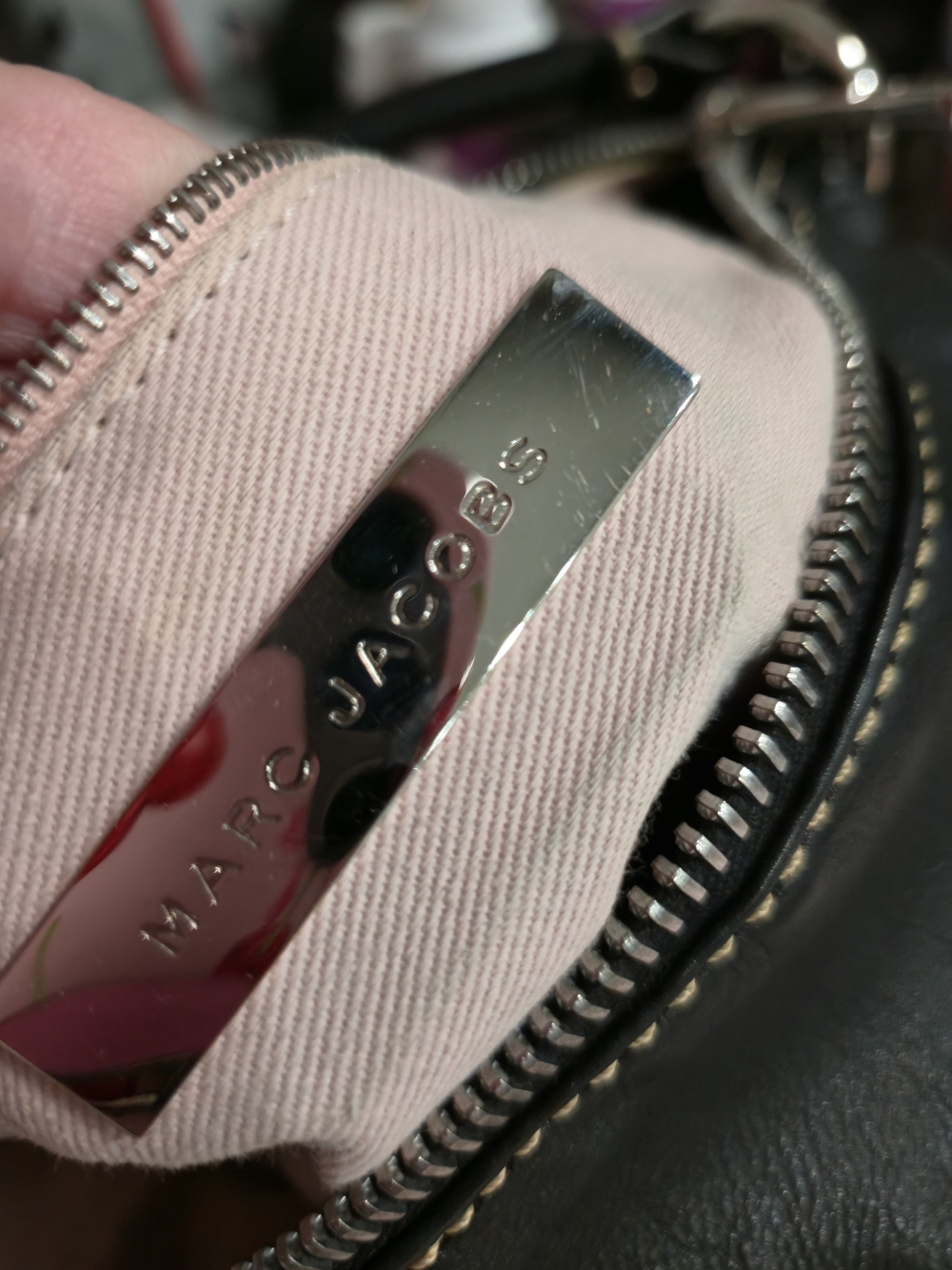 Marc Jacobs Blake Hobo Bag, large size. - Picture 4 of 17